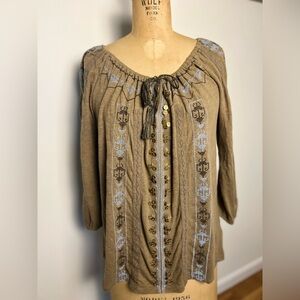 Anthropologie Akemi + Kin gold sequin peasant top size small
